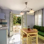 Nissia Kamares Apart Otel