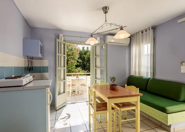 Nissia Kamares Aparthotel