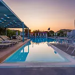 Nissia Kamares 4*