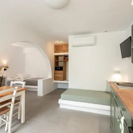 Nissia Kamares Lägenhetshotell 4*