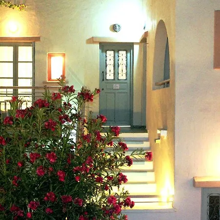 Nissia Kamares מלון דירות 4*