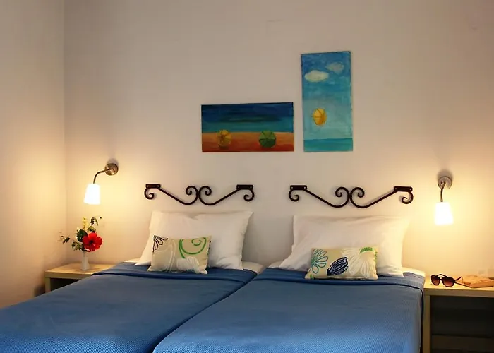 شقة فندقية Nissia Kamares 4*