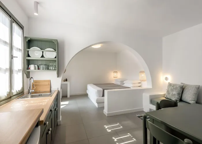 Aparthotel Nissia Kamares 4*