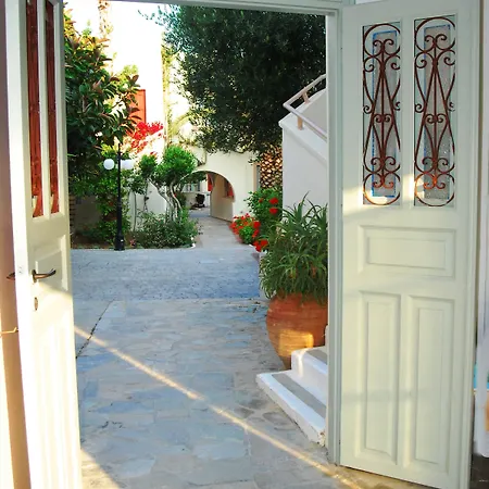 Hotel de apartamente Nissia Kamares