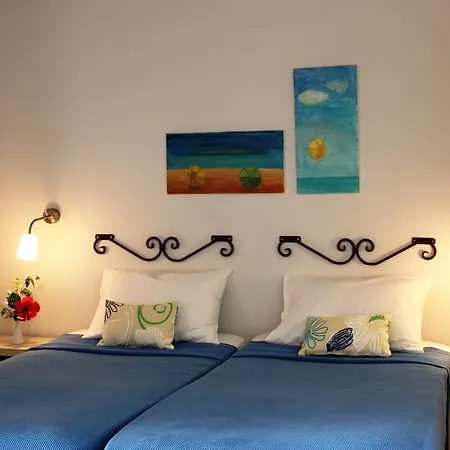 Hotel de apartamente Nissia Kamares 4*