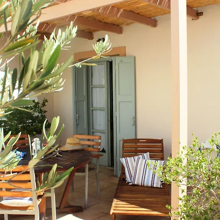 Hotel de apartamente Nissia Kamares Kardamena (Kos)